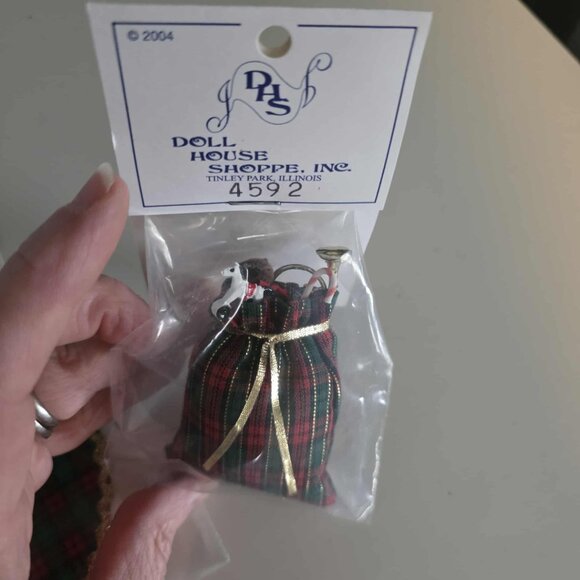 NWT Doll House Miniature Tree Skirt and Santa Bag - Picture 5 of 5